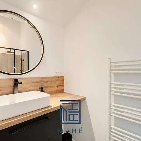 Apartment Pepiniere - Loft Renove Avec Parking